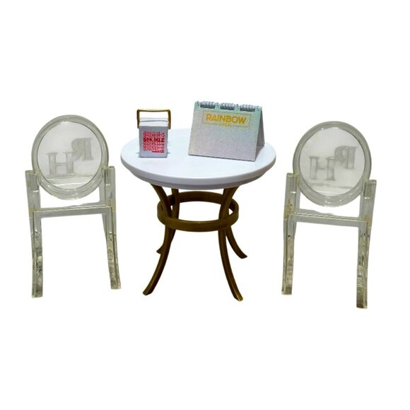 RAINBOW HIGH Doll House Furniture White Kitchen Table 2 Clear Chairs plus Extras - Picture 3 of 6